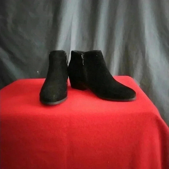 Reneeze Booties 6.5 NWOT - Picture 2 of 6